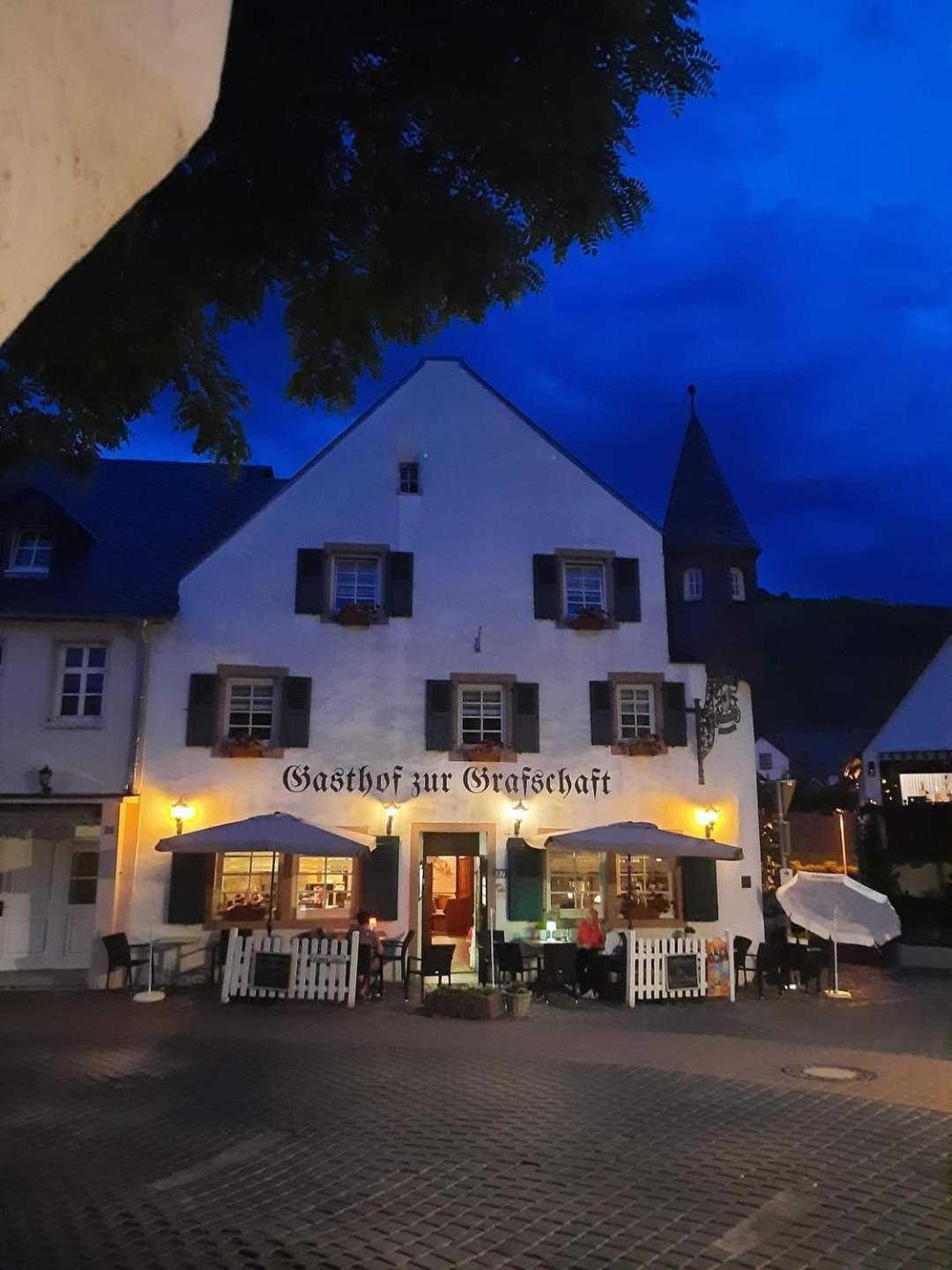 Gasthof Zur Grafschaft Veldenz Exteriör bild